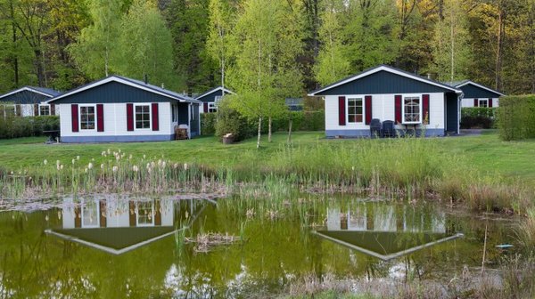 Camping ain : découvrez le domaine de mépillat en pleine nature