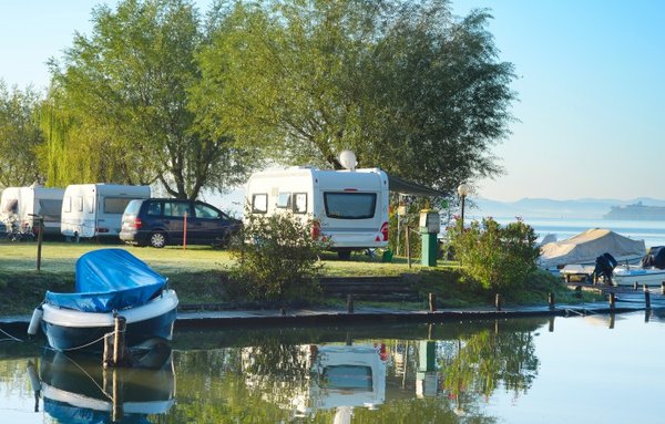 Découverte du Camping Kanôpée Village : Votre Prochaine Évasion au Cœur de la Nature